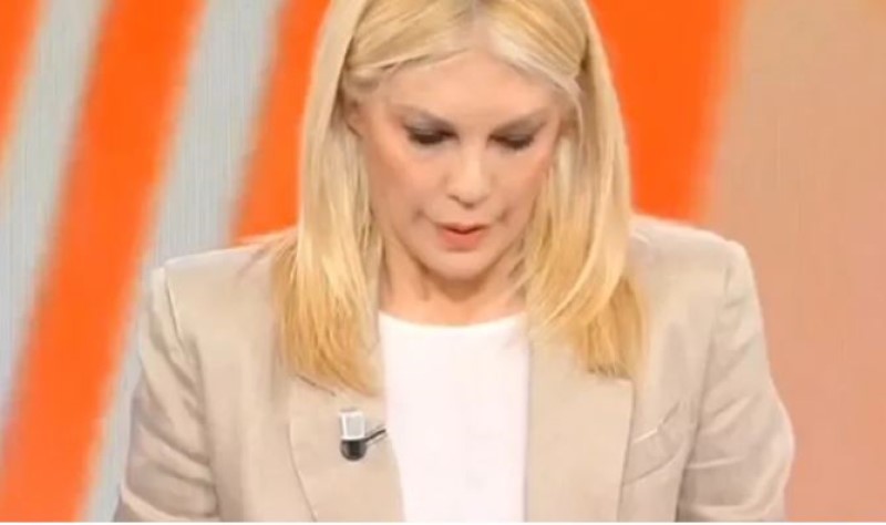 U studiju muk! Poznatu voditeljku zatekla tužna vijest koju je dobila tokom emisije VIDEO