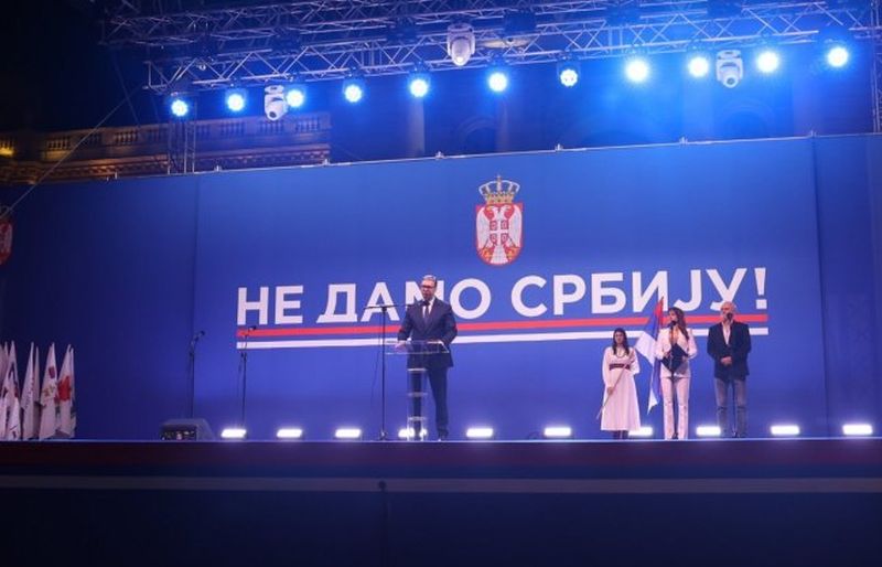 Vučić sa skupa “Ne damo Srbiju”: Završeno je sa obojenom revolucijom, potrebna nam je nova energija VIDEO