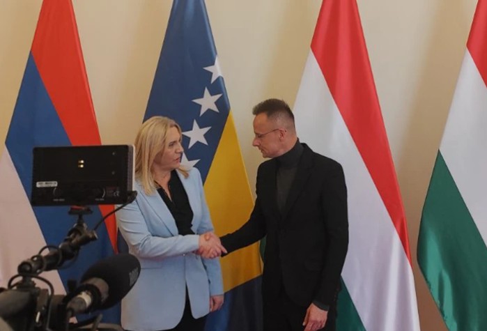 Cvijanovićeva sa Sijartom: Zahvalnost Mađarskoj na podršci