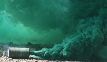 Incident tokom govora: Dimna bomba bačena na holandskog i poljskog premijera