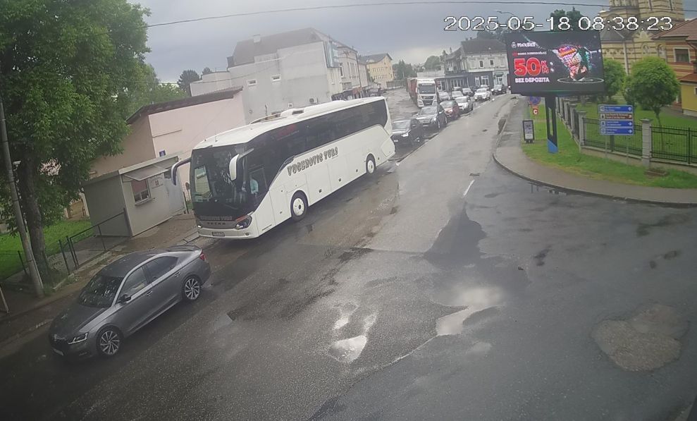 AMS RS: Očekuje se pojačana frekvencija vozila na većini puteva i graničnih prelaza