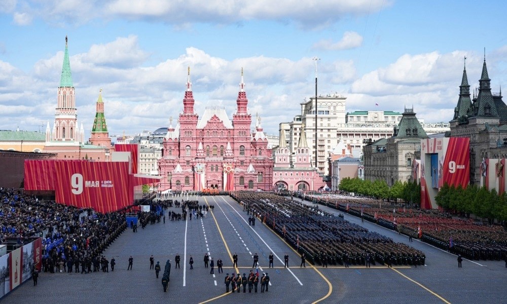 Nova vojna tehnika, hiljade vojnika na Crvenom trgu: Završena svečana parada u Moskvi FOTO/VIDEO