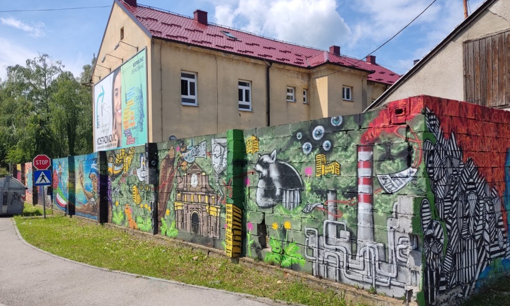 Šarenilo koje razbija monotoniju: I Banjaluka ima svoj “Berlinski zid” FOTO/VIDEO