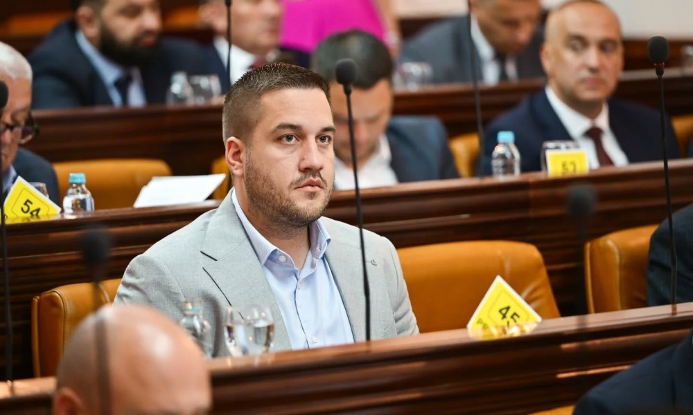 Drinić odgovorio Grmuši: Stalno se ubacuju klipovi u točkove koji zaustavljaju sve