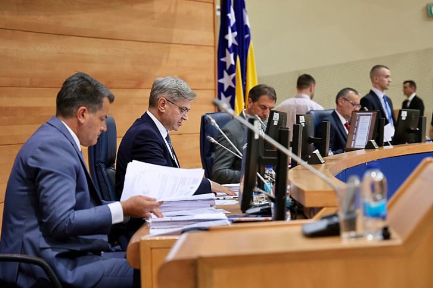 Bez poslanika SNSD-a: Prihvaćene izmjene zakona o bezbjednosti saobraćaja