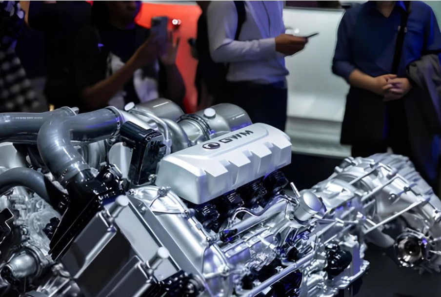 Kinezi šokirali svijet: Predstavili novi V8 sa dva turba – i to u eri električnih automobila