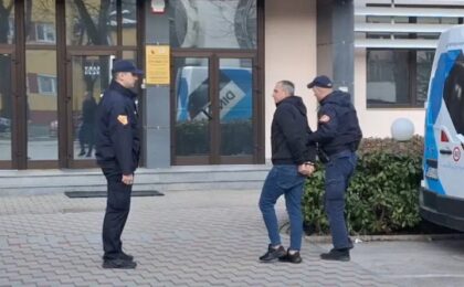 Prikazani novi snimci: Nakon krađe dva miliona u Banjaluci Gruzin presvukao majicu u kockarnici