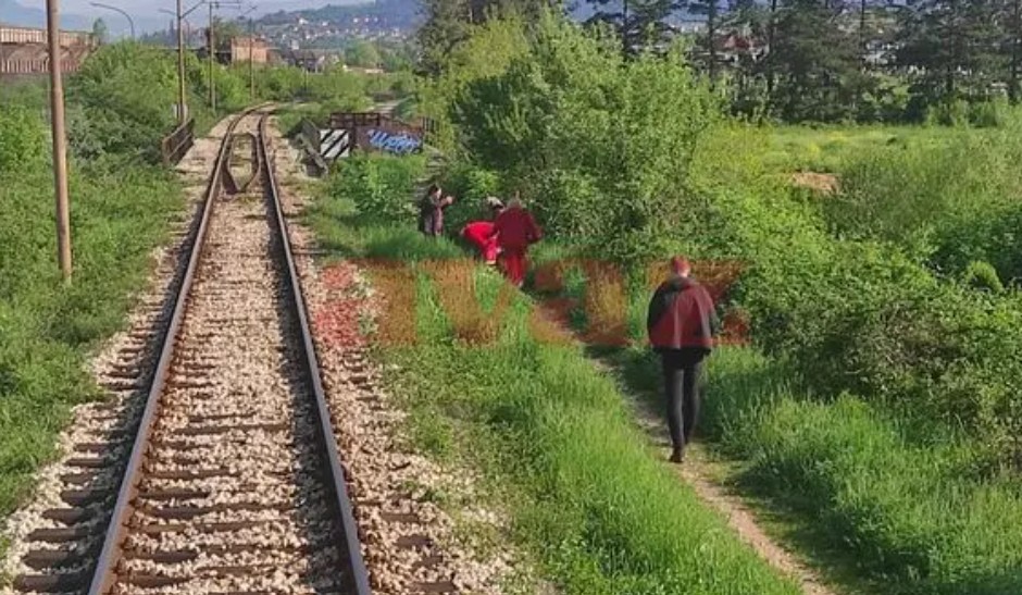 Nesreća u BiH! Voz udario ženu dok je šetala prugom