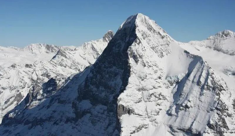 Drama u švajcarskim Alpima: Lavina zatrpala planinare na Ajgeru