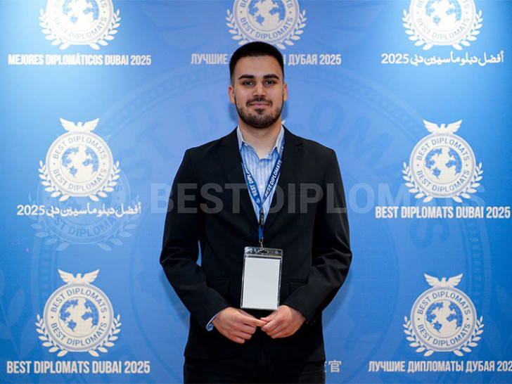 Veliko priznanje za Aleksu: Najbolji mladi lider svijeta dolazi iz Banjaluke