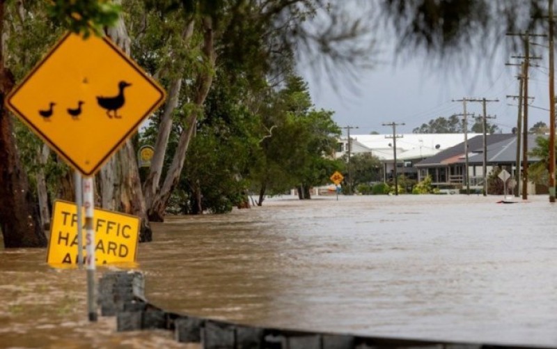 Velike poplave u Australiji: Jedna osoba poginula, tri nestale VIDEO
