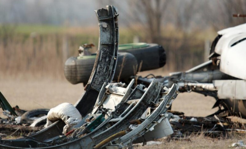 Pilot se katapultirao i pronađen je živ: Vojni avion se srušio u blizini aerodroma
