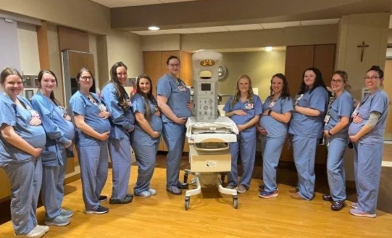 Nevjerovatan bejbi bum u bolnici: Čak 14 medicinskih sestara trudne u isto vrijeme