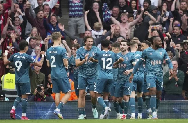 Bornmut poslije preokreta pobijedio Arsenal u Premijer ligi