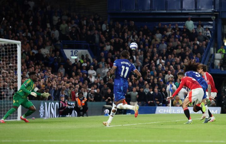 Čelsi nadomak plasmana u Ligu šampiona