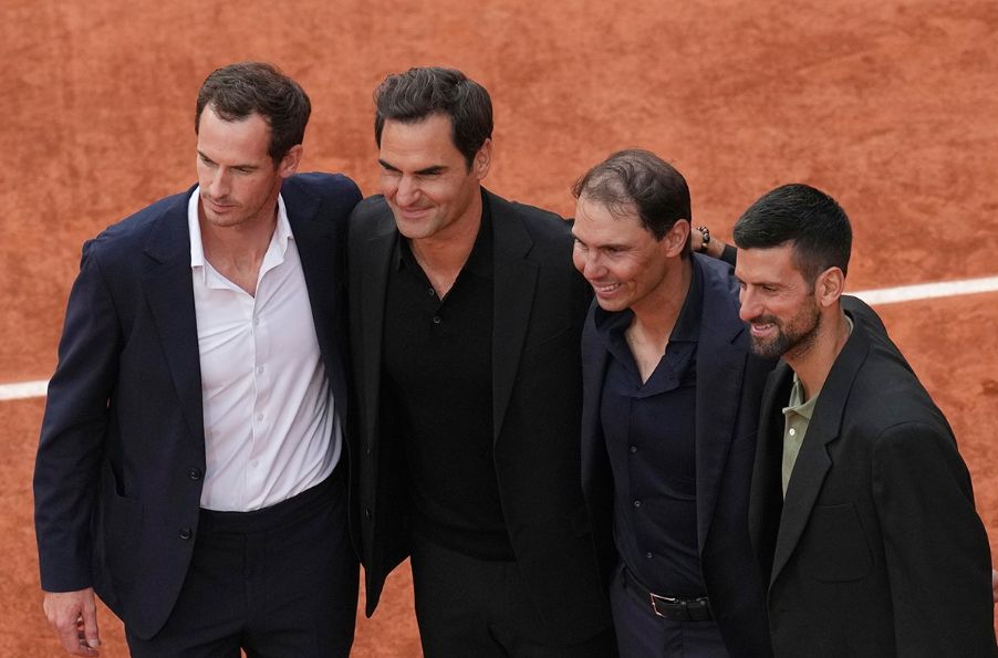 Scena za istoriju! Nadal, Đoković i Mari zajedno na oproštaju u Parizu: Rafael Nadal se suzama oprostio od Rolan Garosa