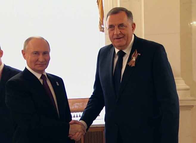 Uoči svečanog prijema i večere u Kremlju: Putin srdačno dočekao Dodika VIDEO