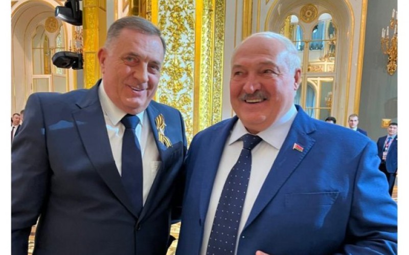 Dodik sa mnogobrojnim zvaničnicima: Svaki razgovor nova lekcija i korak naprijed za Srpsku FOTO