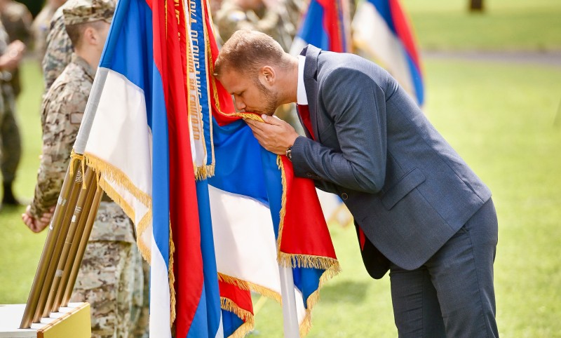 Stanivuković čestitao Vidovdan, krsnu slavu VRS: “Dali smo zavjet i ispunjavamo ga”