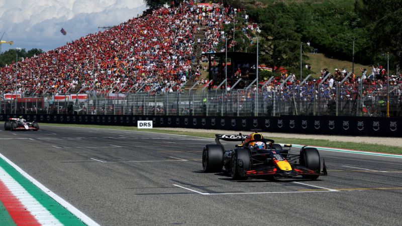 Holanđanin slavio u Imoli: Ferstapen pokazao zašto je šampion u Formuli 1