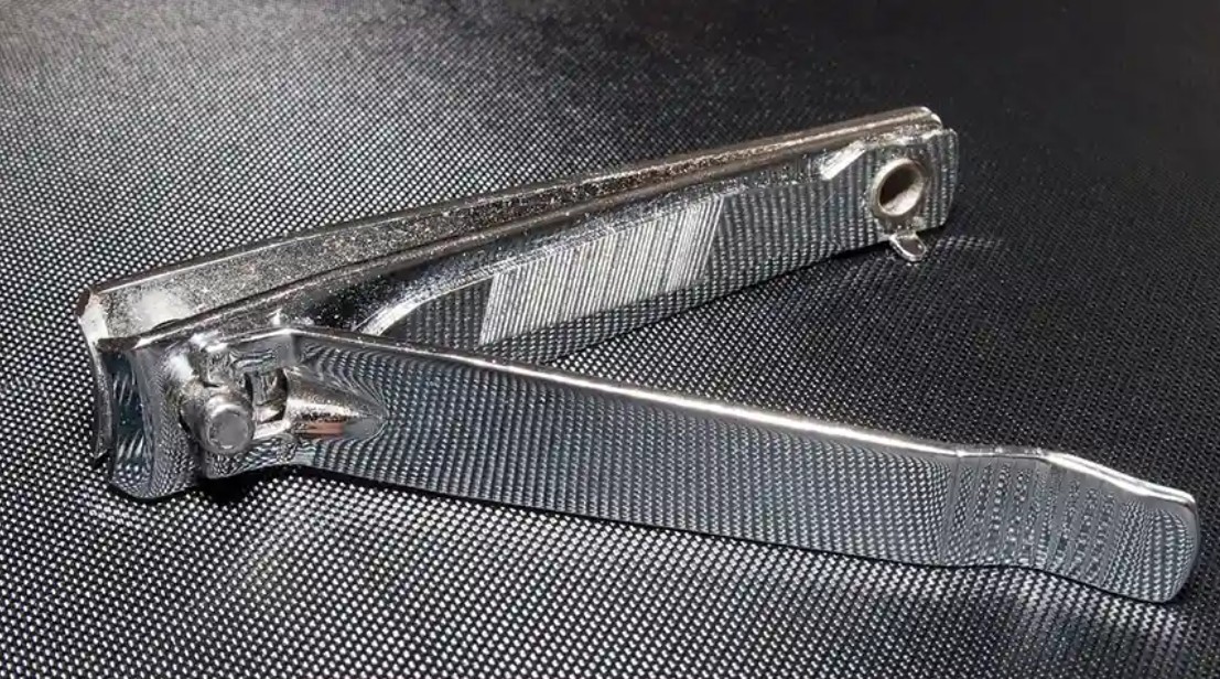 Rupa na grickalici za nokte nije ukras: Ima posebnu namjenu