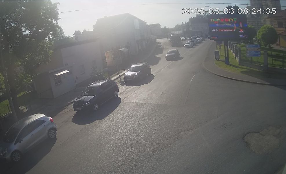 AMS RS o stanju na putevima: Pojačana frekvencija vozila na prelazima Gradiška i Donja Gradina