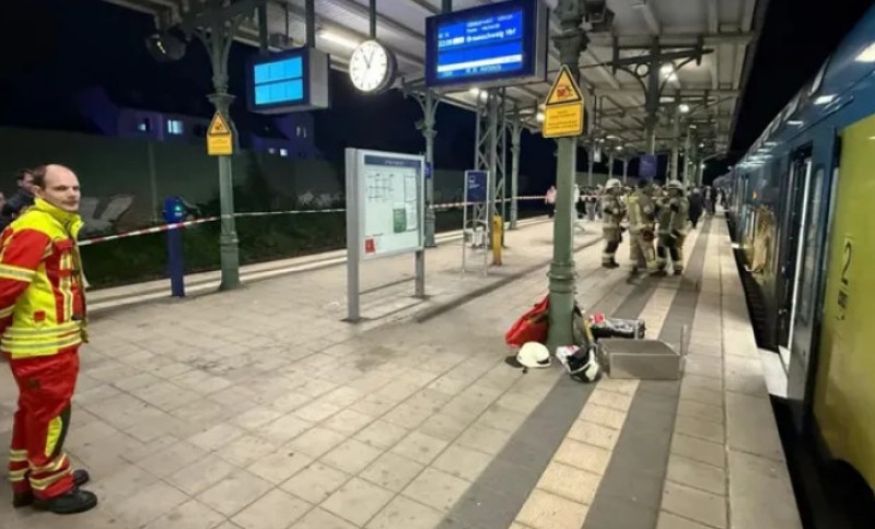 Nesvakidašnji incident zbog izgubljene slušalice: Muškarca spasavalo 11 vatrogasaca