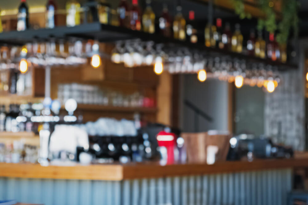 Ušli kroz prozor: Djeca ukrala skoro 15.000 KM iz ugostiteljskog objekta