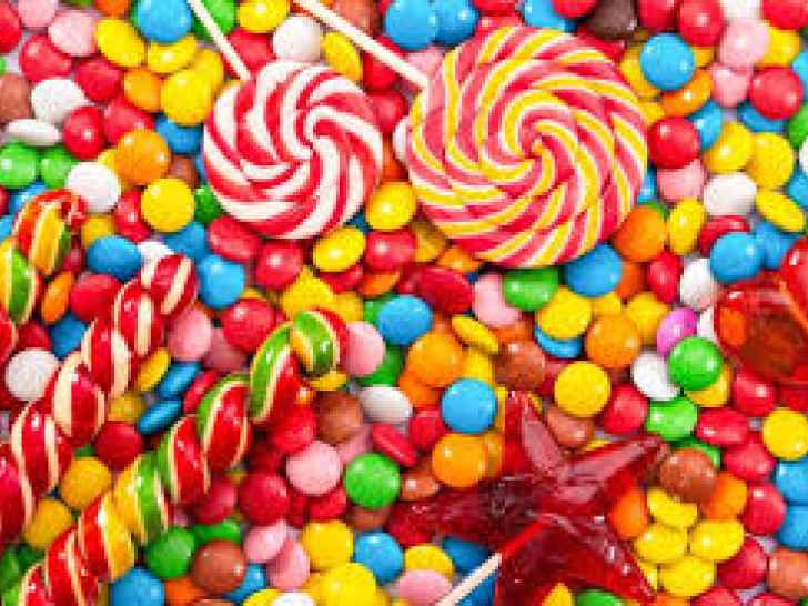 Majka ostala šokirana: Dječak se igrao pa naručio 70.000 lizalica