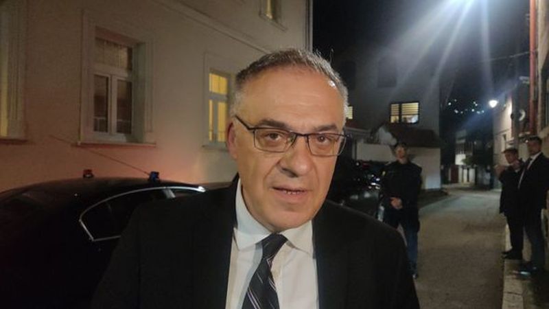 Miličević nakon sastanka u rezidenciji britanskog ambasadora: Čuli smo ohrabrujuće vijesti VIDEO