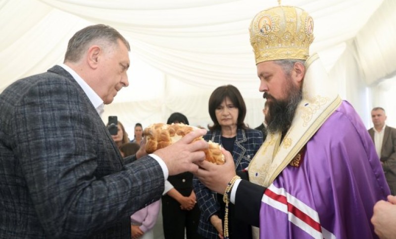 Krsna slava! Predsjednik Srpske u krugu porodice i prijatelja slavi Đurđevdan VIDEO