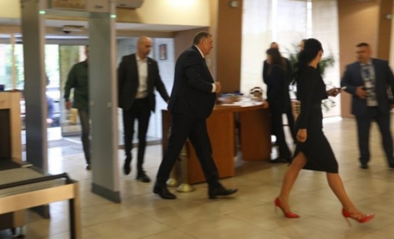 Dodik stigao u parlament Srpske: Najavljeno da će održati jedan od najznačajnijih govora