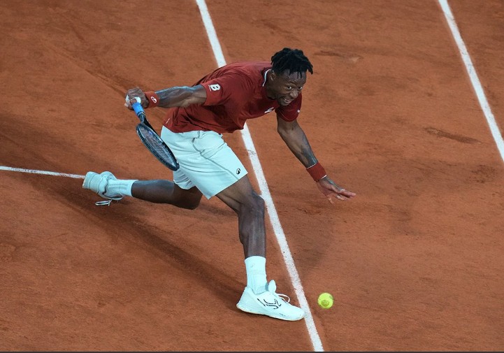 Neuništivi Francuz: Monfis pobijedio i prestigao Đokovića