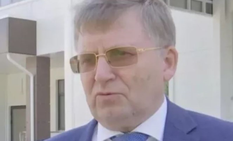 Neobične okolnosti smrti! Tijelo uglednog ruskog rektora pronađeno u glavi kipa