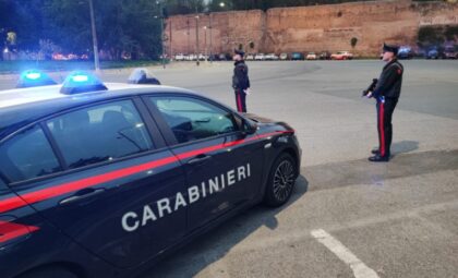 Prolaznici alarmirali policiju: Sumnjivi kofer izazvao haos kod rezidencije predsjednika