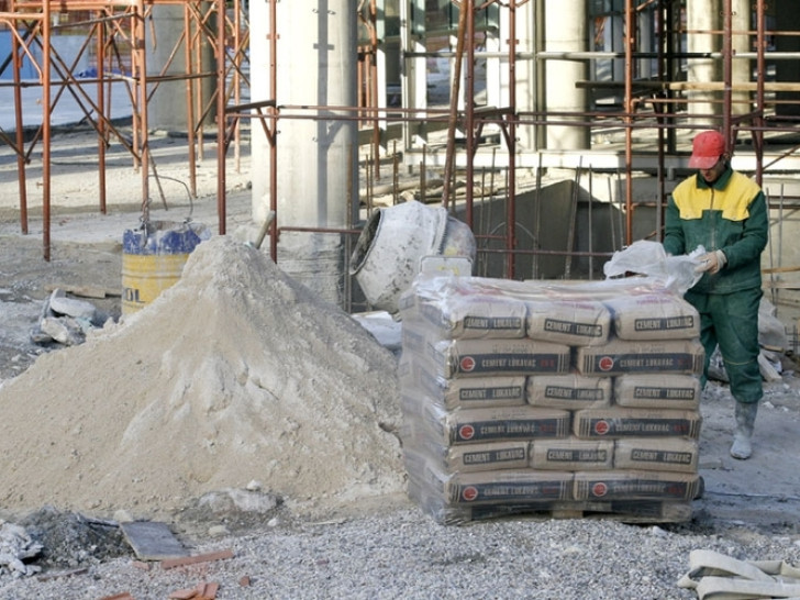 Novo zakonsko rješenje: Višečlane porodice imaće pravo na građenje bez naknade