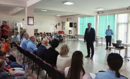 Bezbjednost djece! Karan: Od 2019. nema aktivnih potraga za nestalim maloljetnicima