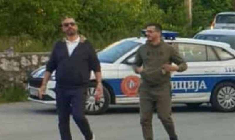 Srbinu kazna od 1.200 evra: Pokazivao tri prsta porodicama žrtava u dva masakra