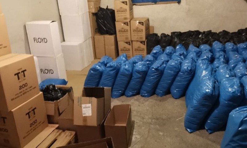 Crno tržište “cvjeta”! Šverceri duvana svake godine građanima BiH “ukradu” 100 kilometara auto-puta