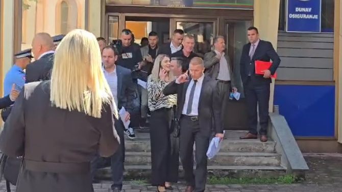 Dojava o postavljenoj bombi bila lažna: Sjednica Skupštine grada Teslić neće biti nastavljena