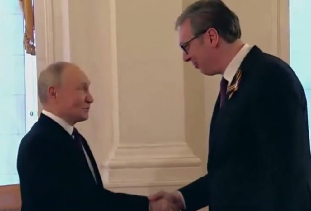 Svečana večera u Kremlju: Putin dočekao Vučića VIDEO