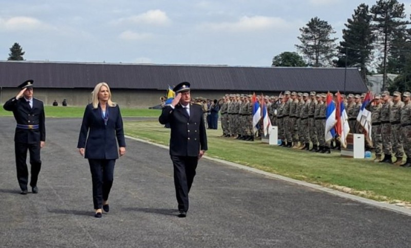 Dan Vojske Srpske! Predajom raporta Cvijanovićevoj nastavljena centralna svečanost VIDEO/FOTO