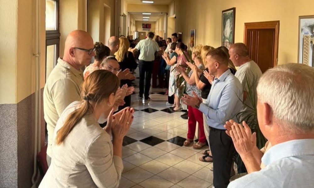 Miličević danas na radnom mjestu: Evo kako su ga dočekali saradnici FOTO