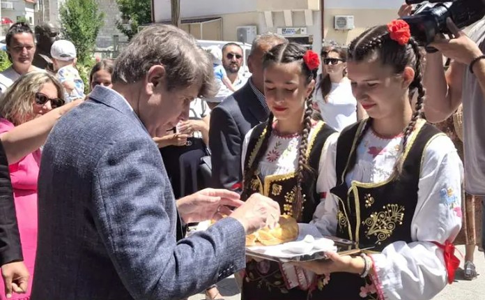 Blagojević u Gacku: Moje srce je puno, osjećam da su mi mnogi od vas bliski VIDEO