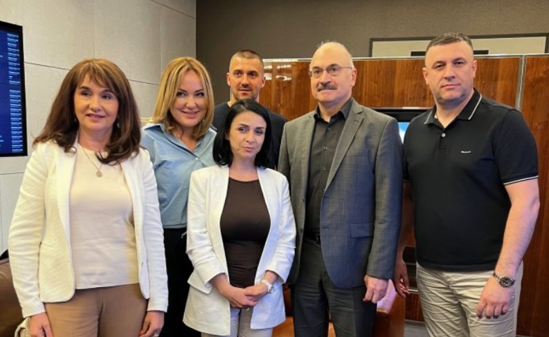Delegacija NSRS stigla u Moskvu: Zakazan sastanak u prostorijama Državne dume