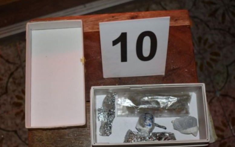 Pretresi i hapšenja: U akciji pronađena veća količina spida i oružje FOTO