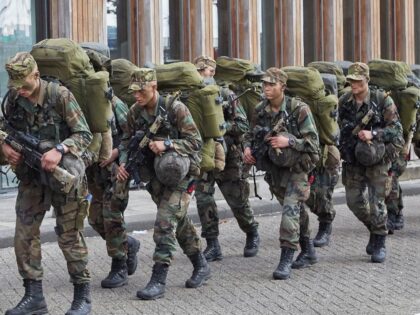 Pripreme za vojnu mobilizaciju u julu: Hitno traže kamione i vozače zbog rastućih tenzija u Istočnoj Evropi