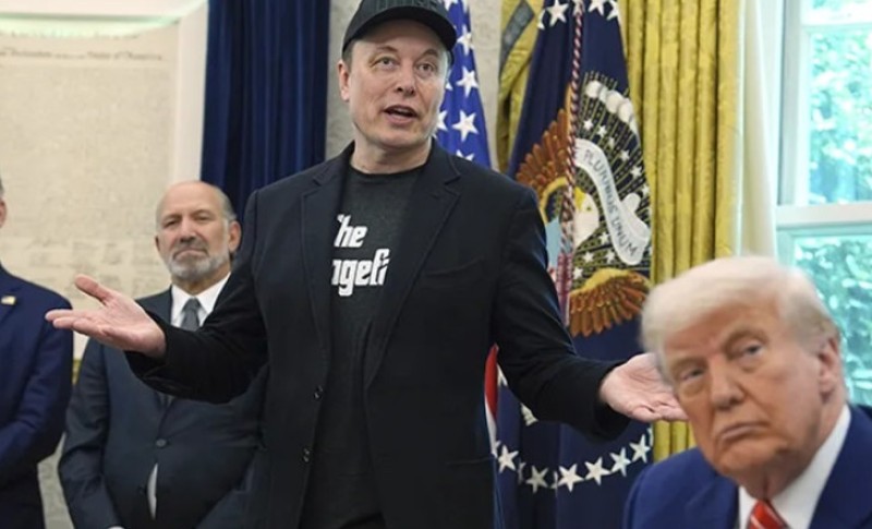 Tramp kritkovao nekadašnjeg saradnika: Moguća deportacija Maska