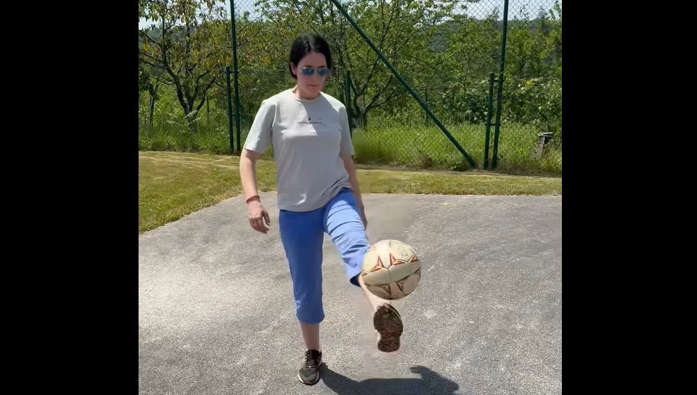 Trivićeva pokazala zavidno fudbalsko umijeće: “Malo rekreacije” VIDEO