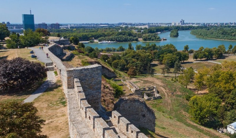 Grozan prizor: Na Kalemegdanu pronađeno tijelo u fazi raspadanja